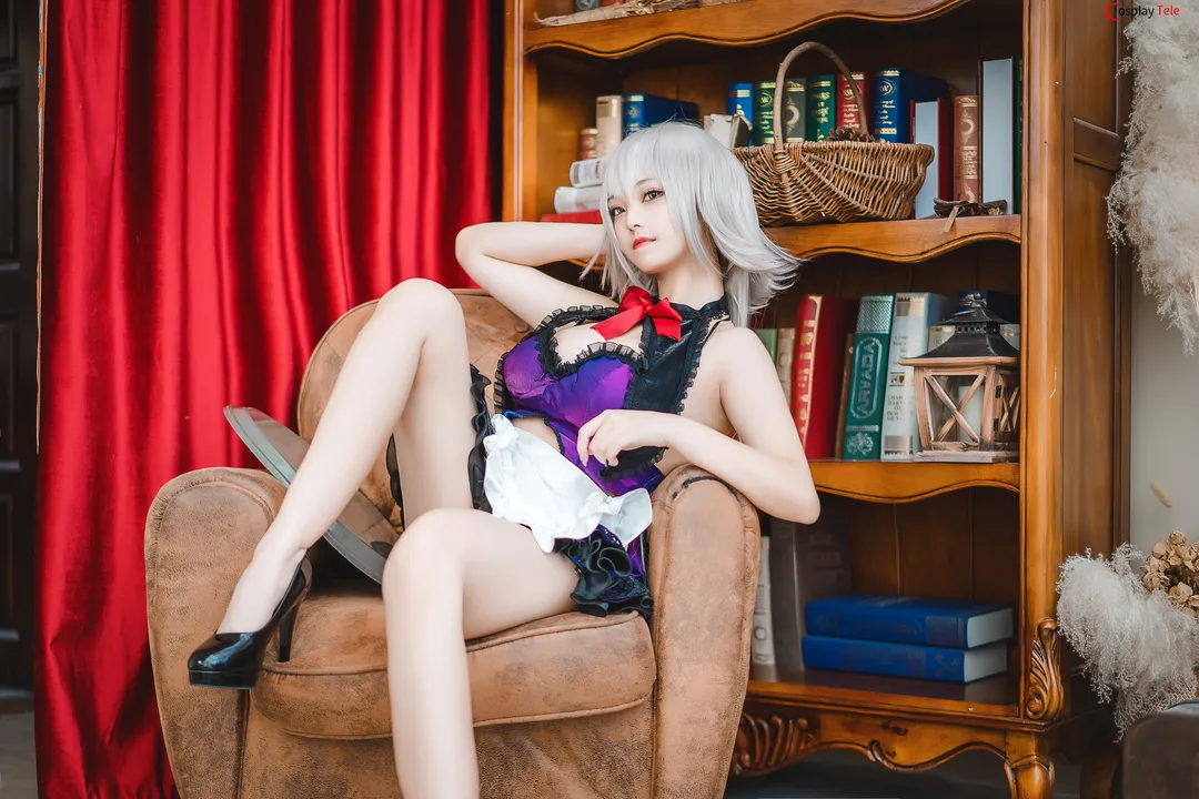 Mizhimaoqiu cosplay Jeanne Alter Maid – FateGrand Order (8)_result