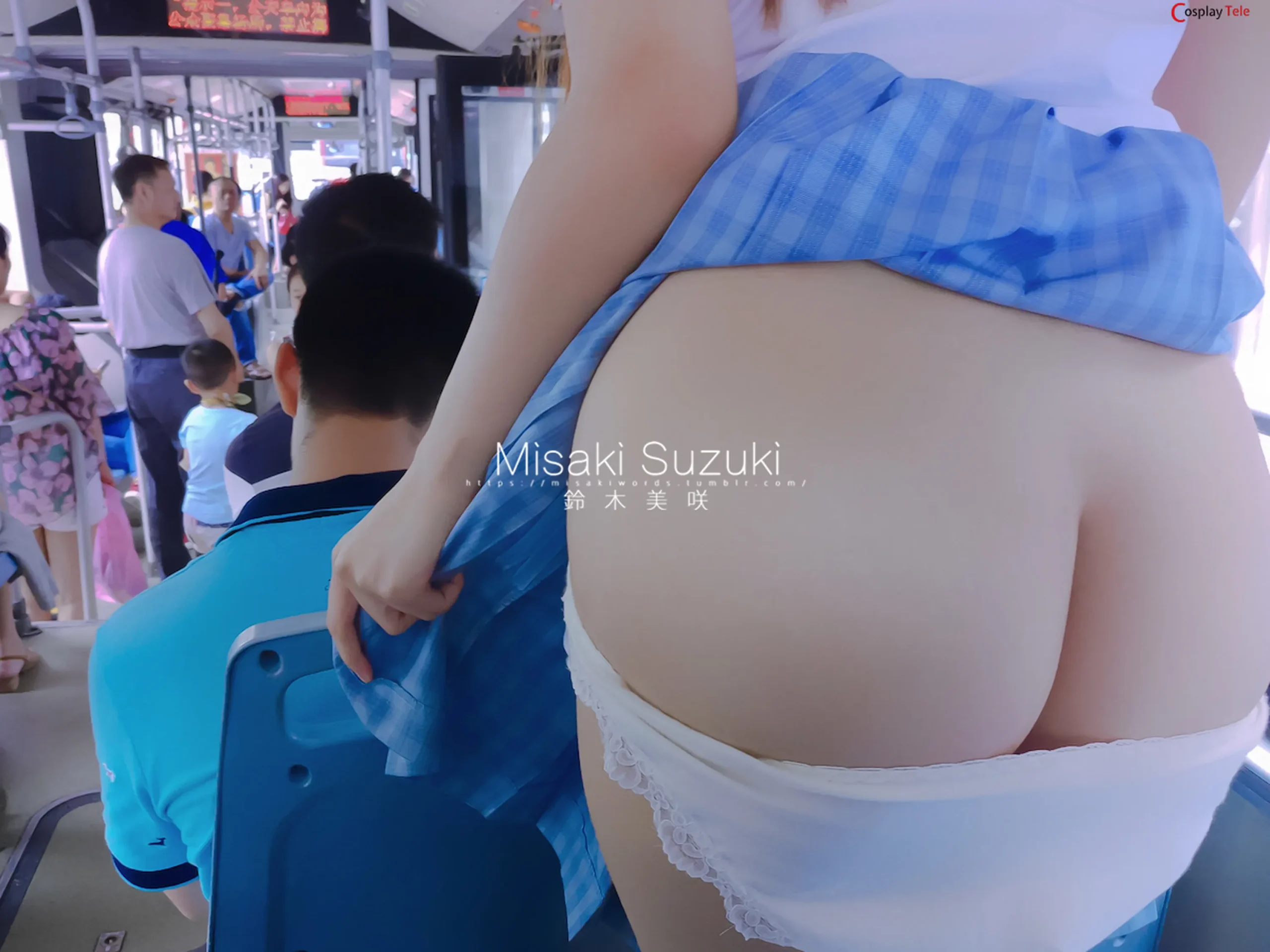 Misaki Suzuki – Bus exposed (148)_result